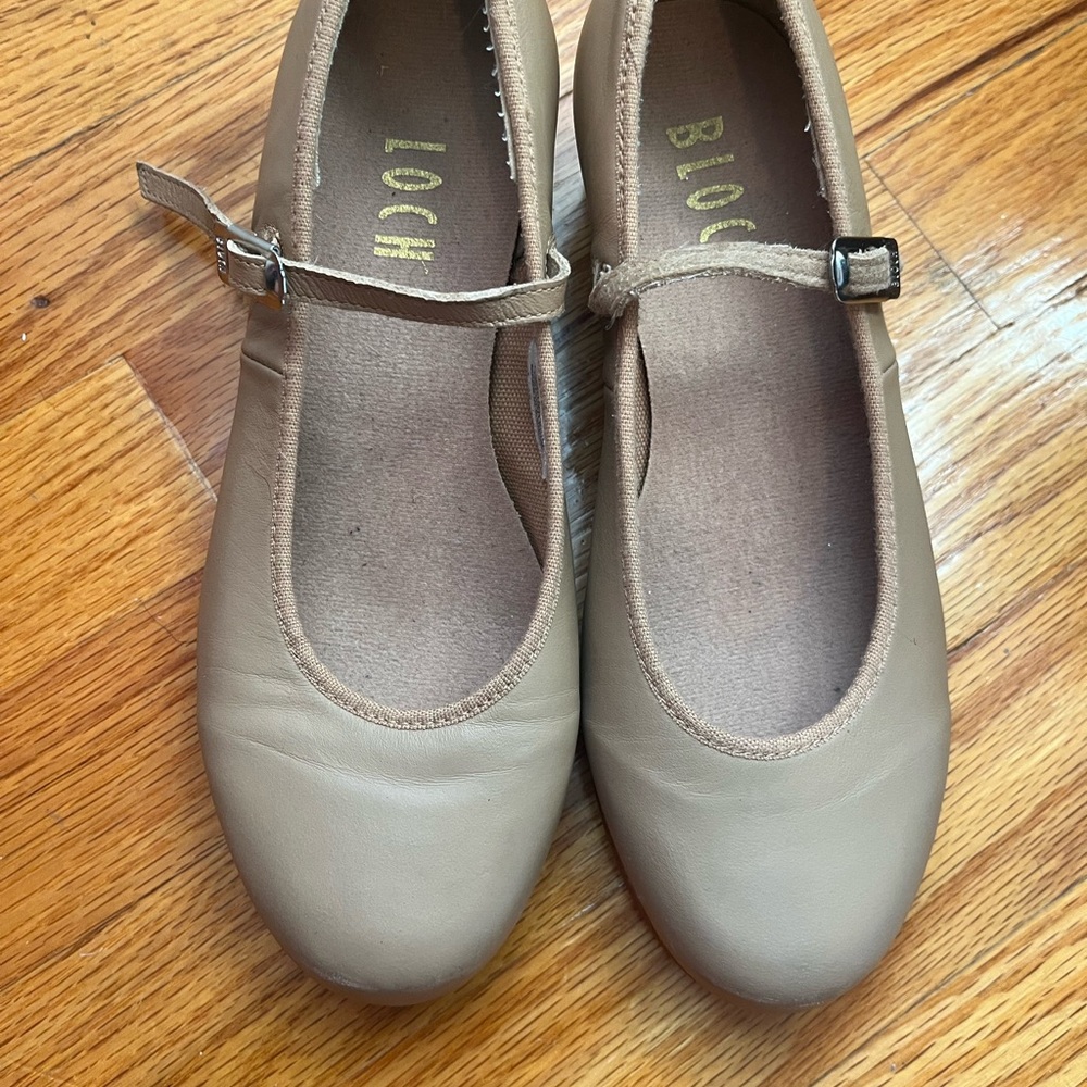 Bloch Tan Leather Tap Shoes with Strap
